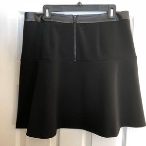 NWT sz 12 Ann Taylor Leather Trim Mini Skirt